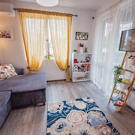 Apartment Palah 22 *